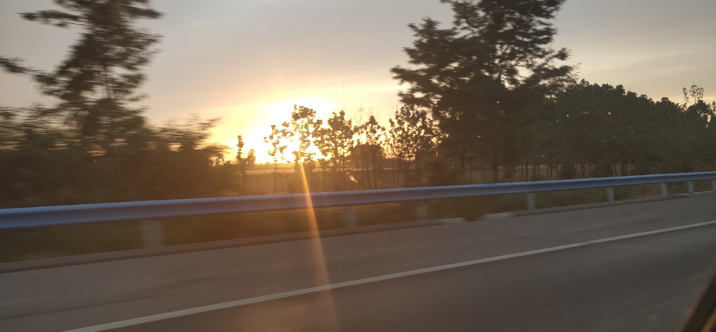 请输入图片描述